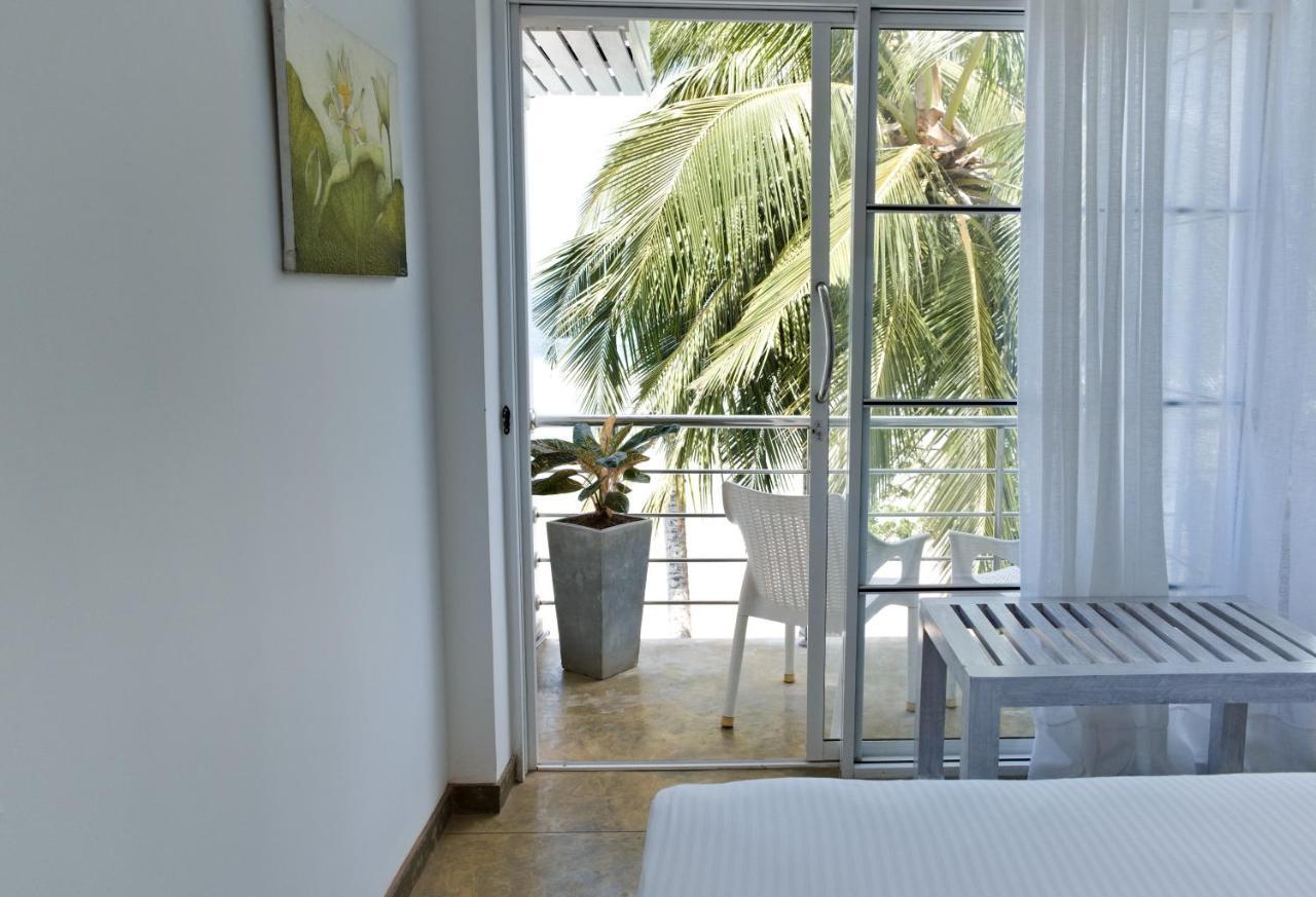 Smeralda Beach Hotel Dikwella Exterior foto